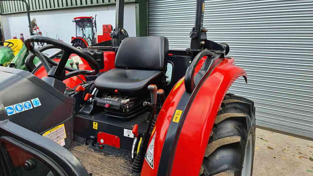  Traktor McCormick XM 551 - foto 3