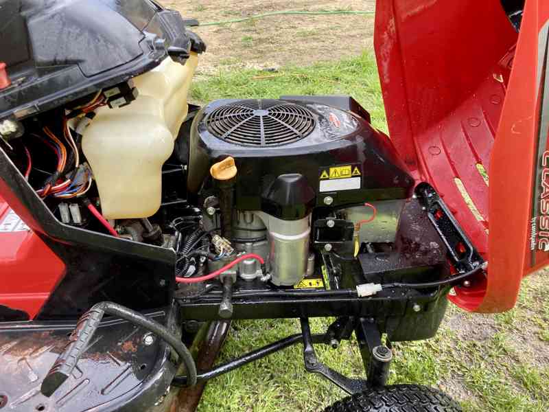 Zahradní traktor/traktůrek Mountfield TC 12,5/SD98 - foto 4