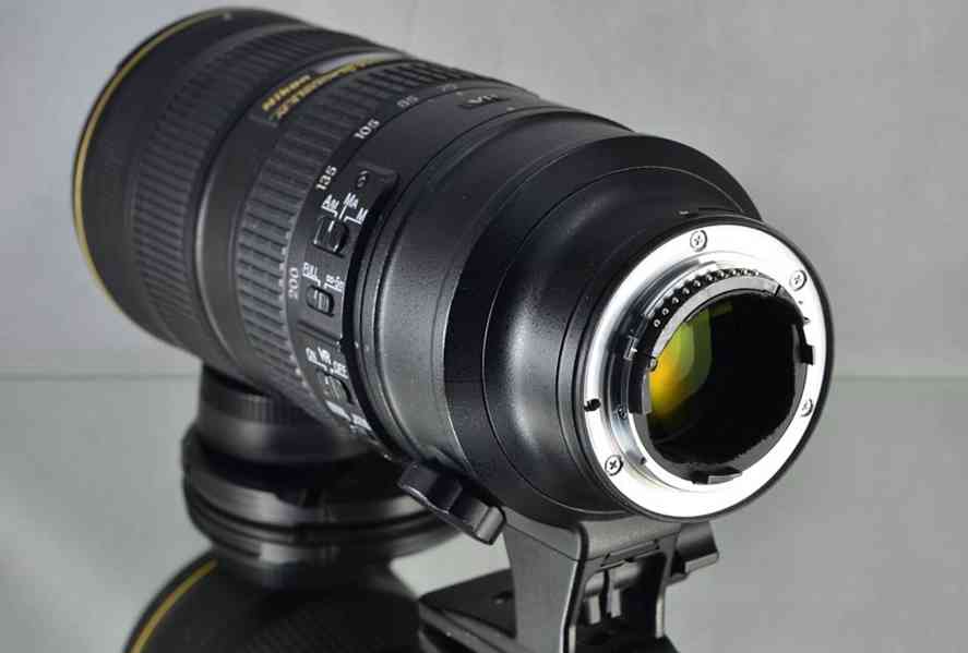 Nikon AF-S Nikkor 70-200mm f/2.8 G IF ED VR II *FX - foto 5