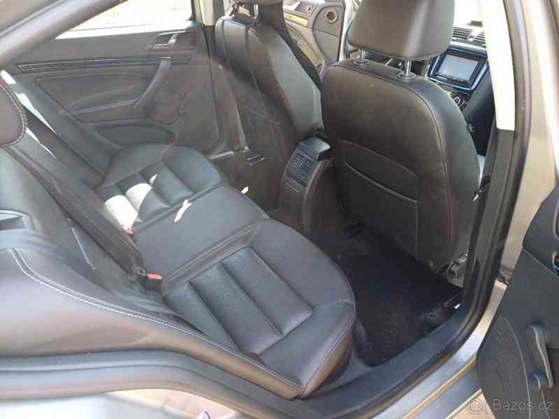 Škoda Octavia 1,9   II TDI - foto 11