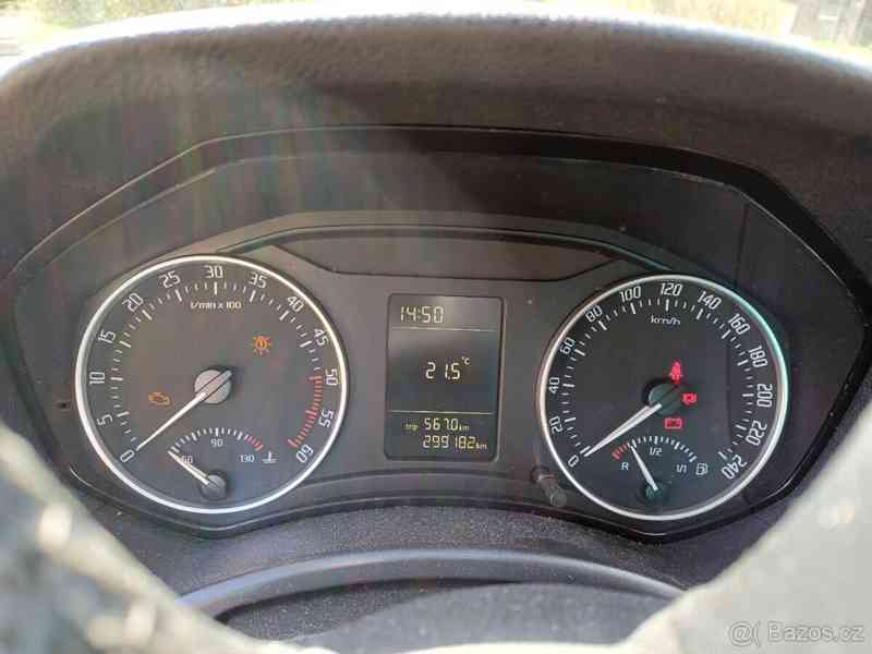 Škoda Octavia 1,9   II TDI - foto 13