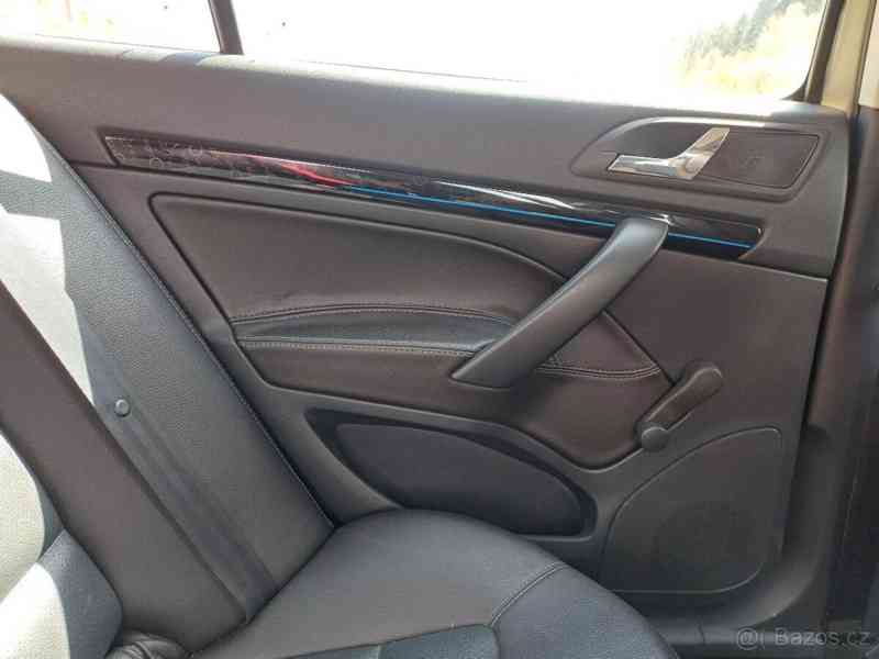 Škoda Octavia 1,9   II TDI - foto 16