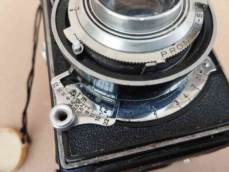 Starý fotoaparat FLEXARET - dekorace, do sbírky atp. - foto 11