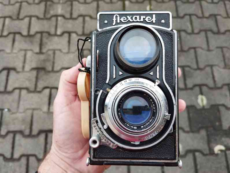 Starý fotoaparat FLEXARET - dekorace, do sbírky atp. - foto 21