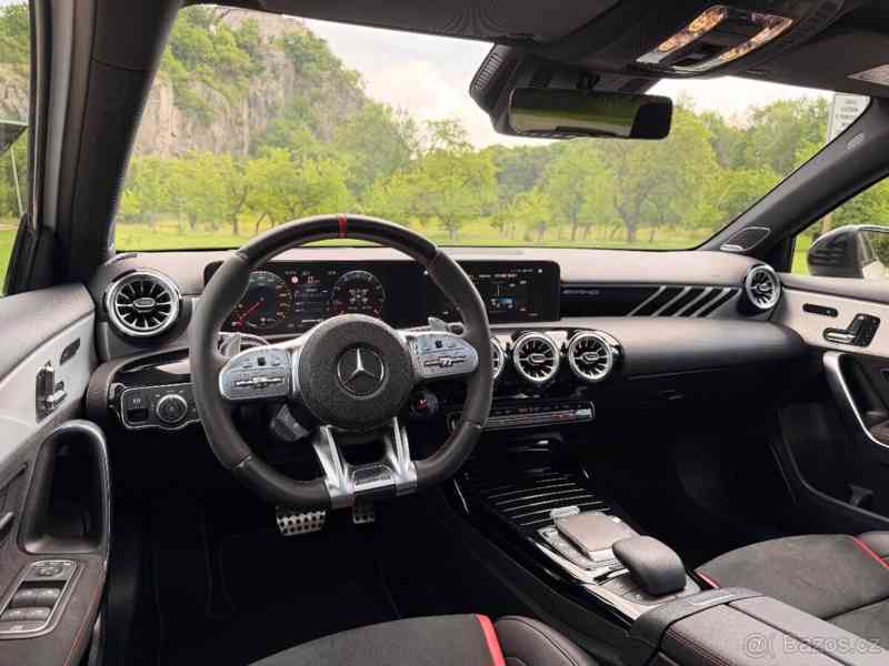 Mercedes-Benz Třídy A 2,0   S AMG 4MATIC+,PANO - foto 11
