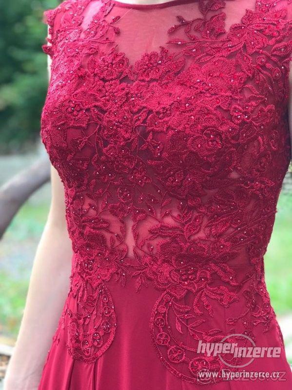MATURITNÍ šaty - foto 1
