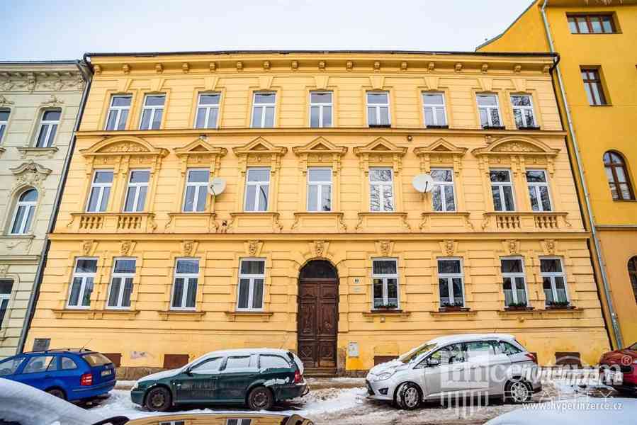 Prodej bytu 3+1 122 m2 náměstí Svobody, Jihlava - foto 3