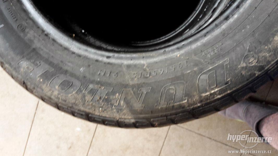 Prodám letní pneu zn. DUNLOP 195/65R15 + plechové disky - foto 2