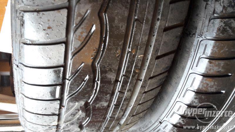 Prodám letní pneu zn. DUNLOP 195/65R15 + plechové disky - foto 3