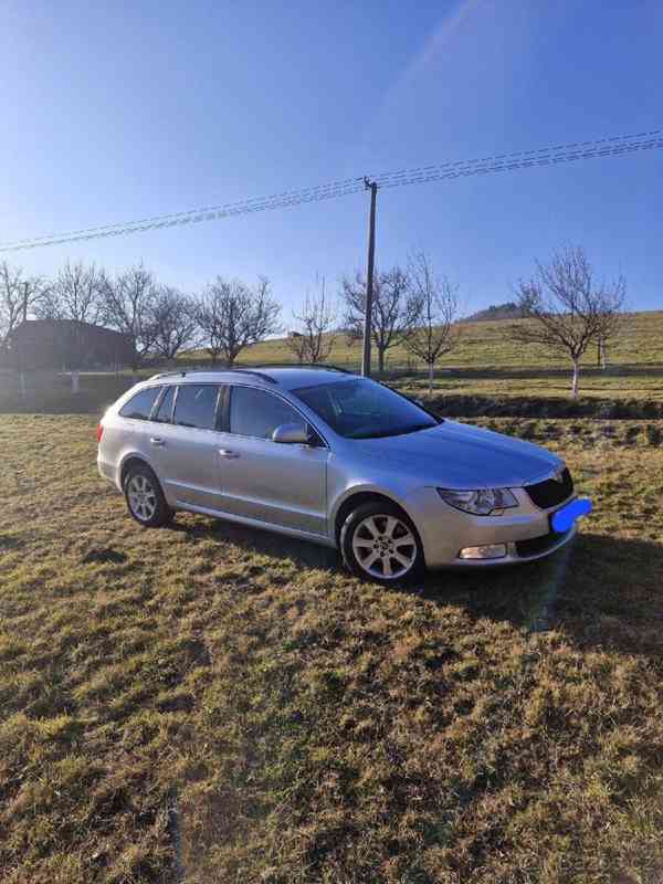 Škoda Superb 2,0 - foto 5