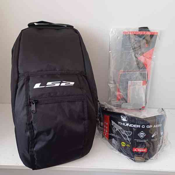 Silniční přilba LS2 Thunder C GP Aero Carbon - foto 8