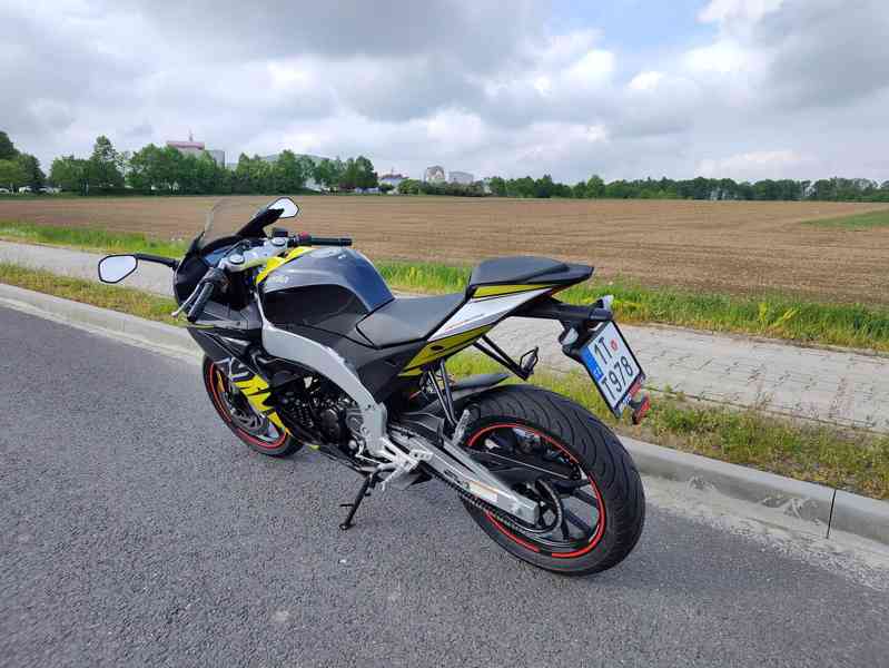 Aprilia RS 125 - foto 3