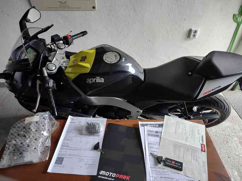 Aprilia RS 125 - foto 11