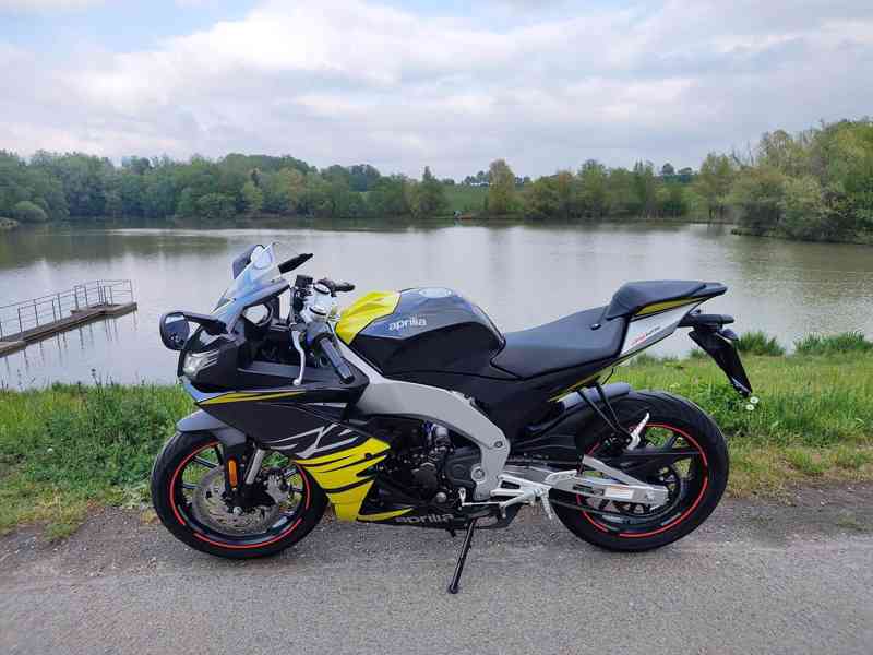 Aprilia RS 125 - foto 14