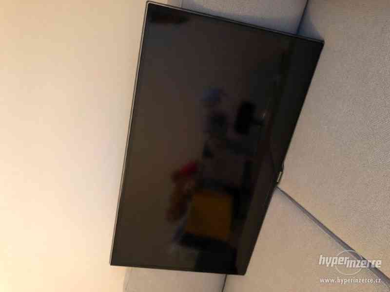 Samsung TV 3D “107” - foto 2