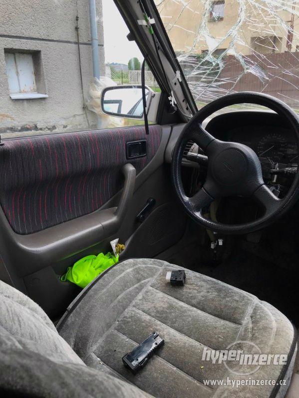 Mazda 323f GB (Celek i ND) - foto 7