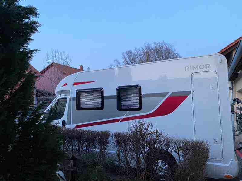 Obytný vůz RIMOR Seal 67 plus model 2021 - foto 3