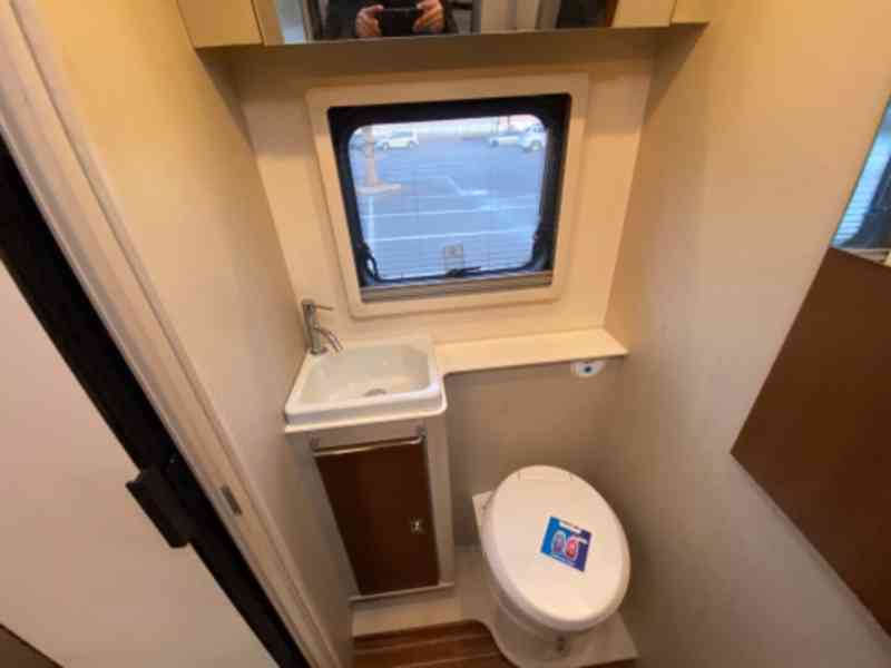 Obytný vůz RIMOR Seal 67 plus model 2021 - foto 15