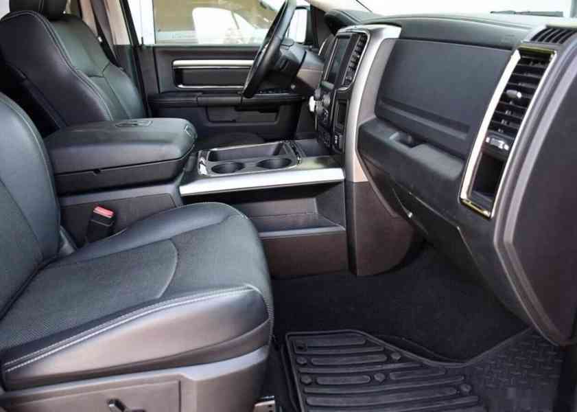 Dodge Ram 1500 5.7 V8 HEMI SPORT NAVI KAMERA - foto 16