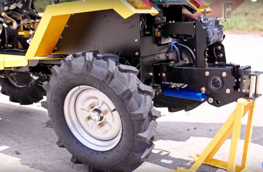 Minitraktor T18 VER-G2 4x4,18HP benzin - foto 2