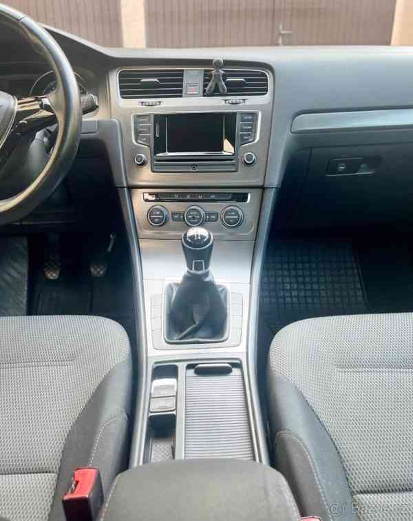 Volkswagen Golf 1,6 TDI r.v. 2013 - foto 9