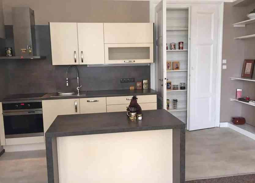 Pronájem bytu 2+kk 70 m² - foto 2
