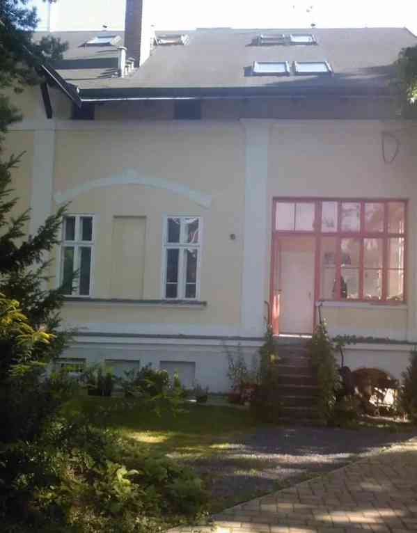 Pronájem bytu 2+kk 70 m² - foto 10