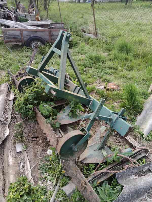 Tříradlyční plečka za traktor na brambory  - foto 4