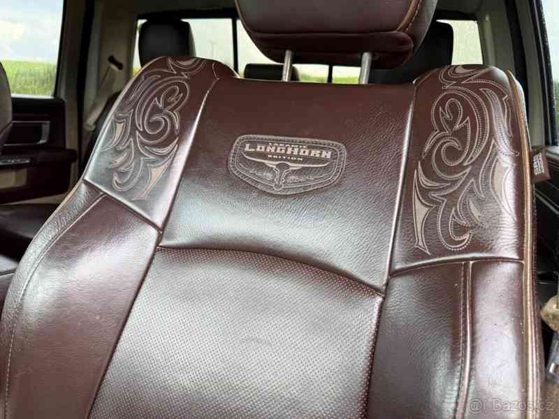Dodge RAM 5,7 HEMI LONGHORN odpočet DPH - foto 17