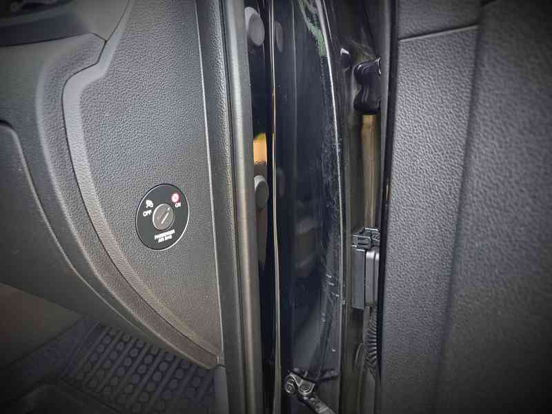 HYUNDAI Tucson 1,7CRDi Comfort ČR 1 majitel  - foto 16