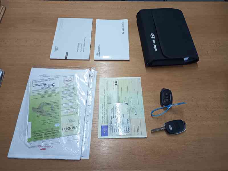 HYUNDAI Tucson 1,7CRDi Comfort ČR 1 majitel  - foto 22