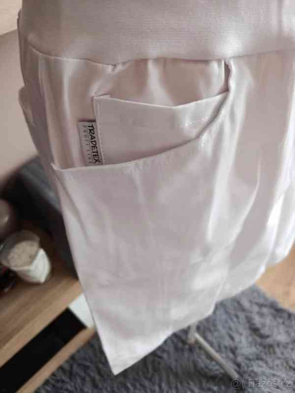 Bílá sukně nad kolena v pase šnůrka - foto 5