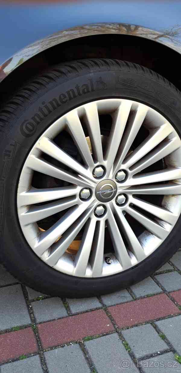 Opel Insignia 1,6   TURBO - OPC - foto 14