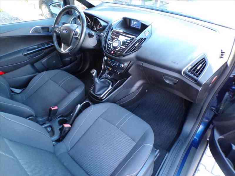 Ford B-Max 1,6 TDCi TITANIUM-HNED ODJÍŽDÍTE - foto 13