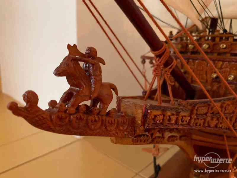 Dřevěný model lodi Sovereign of the Seas 1630 - foto 8