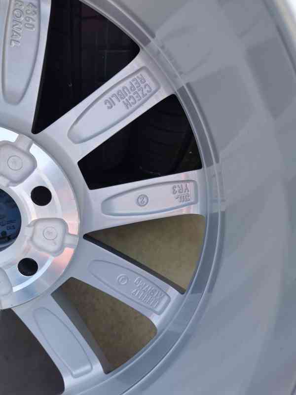 205/55R16 alu kola škoda scala 6x16 5x100 ET38 letní pneu  - foto 25