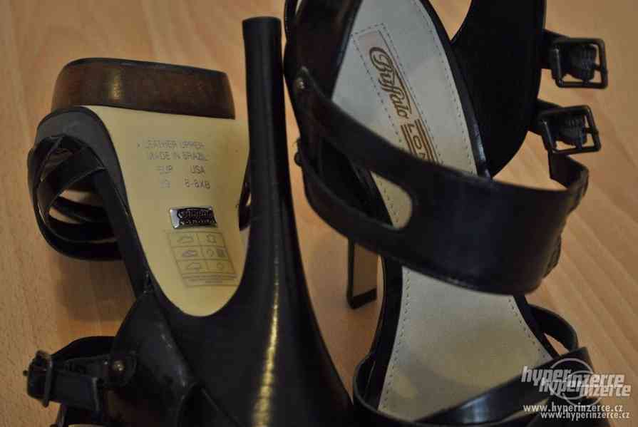 Prodám Luxusní sandálky Buffalo London - foto 4
