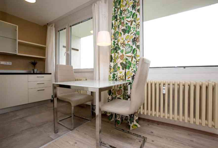 Pronajmu zrekonstruovaný byt 1+kk 36 m2 ve Slaném - foto 3