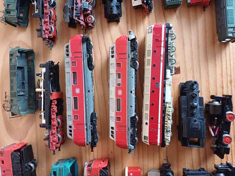 Mašinky TT na náhradní díly - foto 3