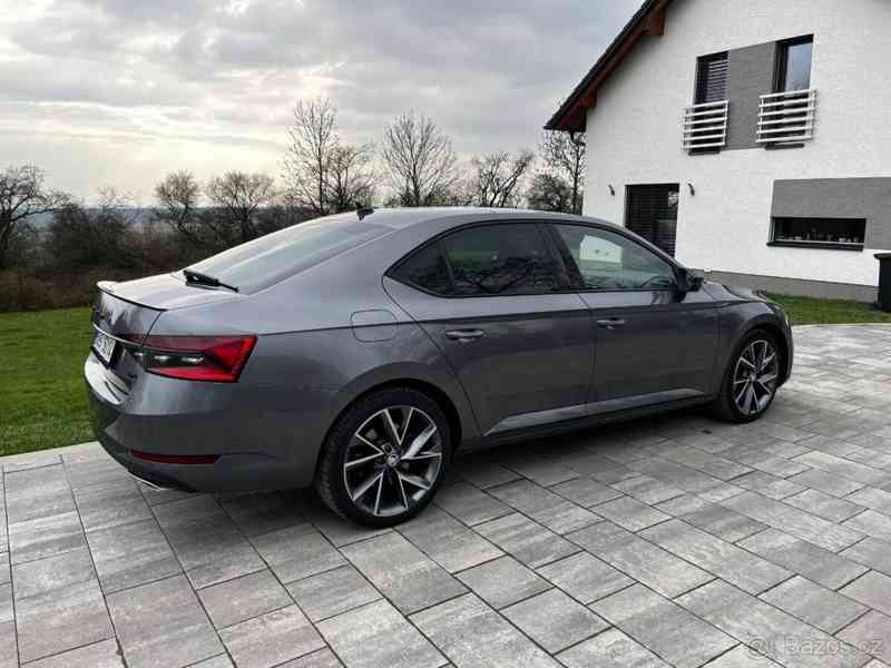 Škoda Superb 2,0   2023 Sport Line DSG 4x4 - foto 12