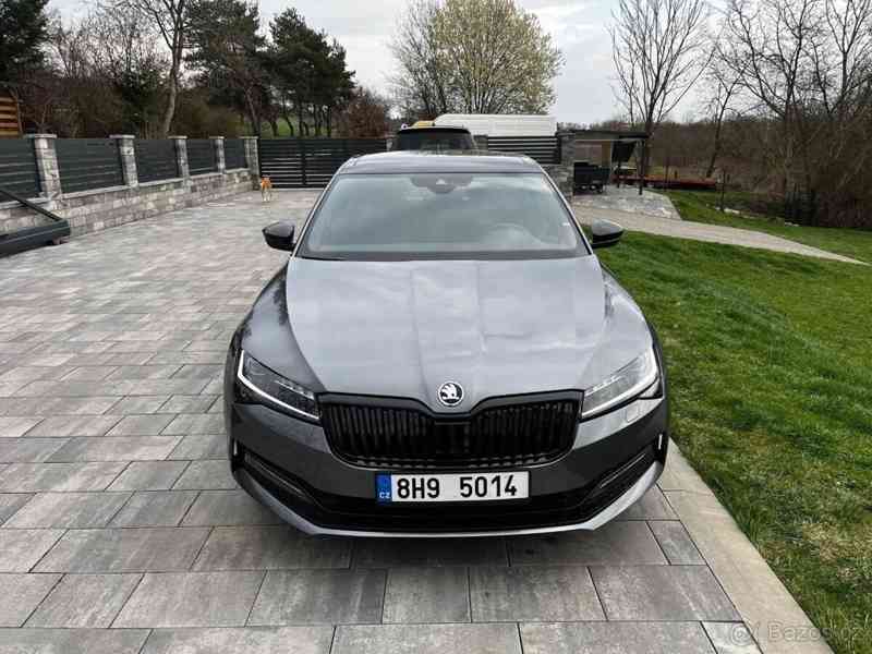 Škoda Superb 2,0   2023 Sport Line DSG 4x4 - foto 3