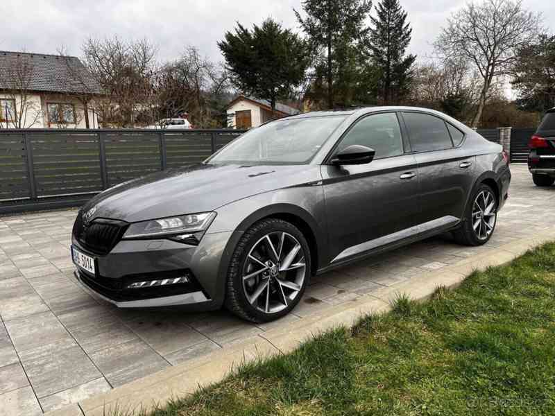 Škoda Superb 2,0   2023 Sport Line DSG 4x4 - foto 4