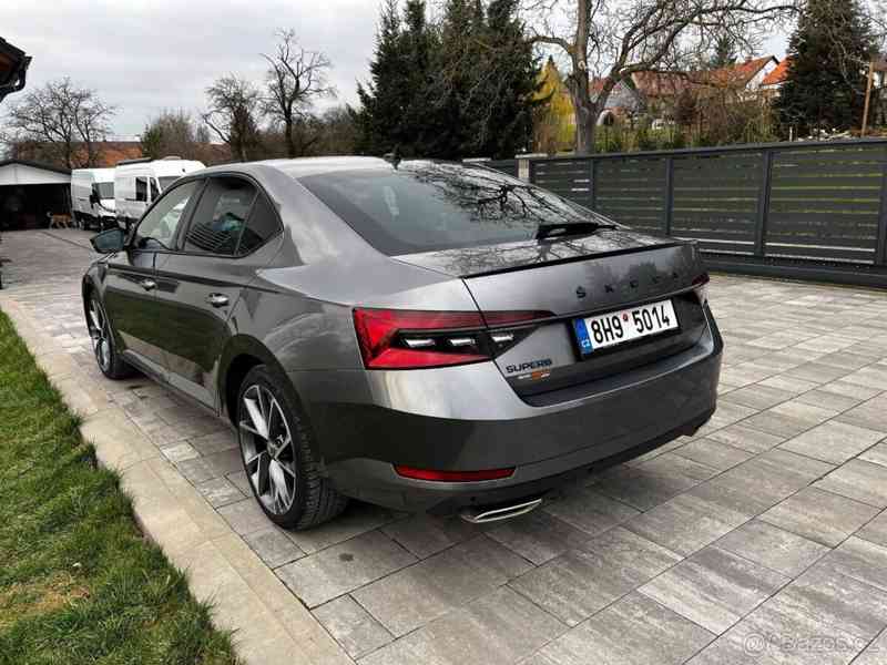 Škoda Superb 2,0   2023 Sport Line DSG 4x4 - foto 6