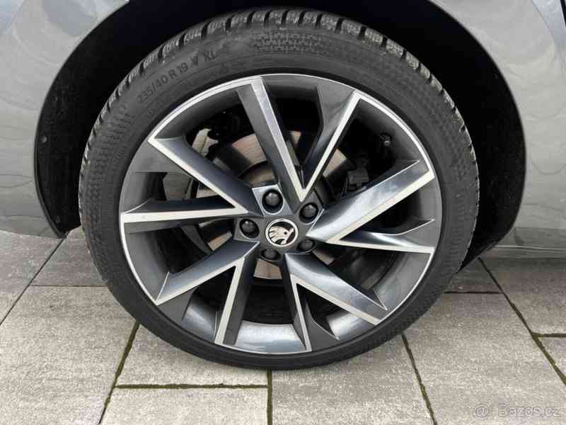 Škoda Superb 2,0   2023 Sport Line DSG 4x4 - foto 14