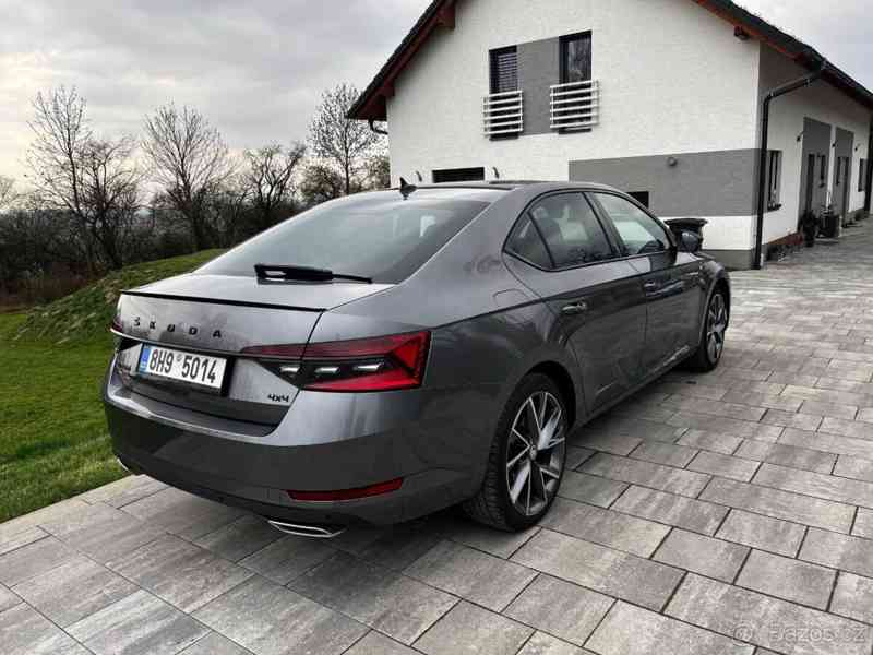 Škoda Superb 2,0   2023 Sport Line DSG 4x4 - foto 9
