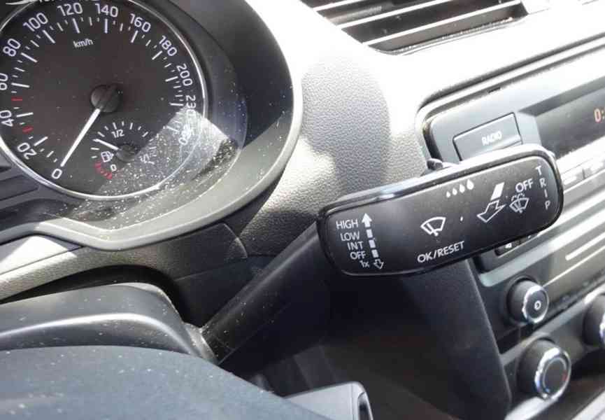 Škoda Octavia 1.6 TDI r.v.2015 (66 kw) serviska ČR - foto 10