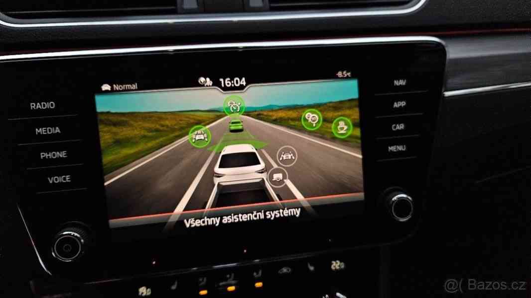 Škoda Superb 2,0   TSI 206kW - foto 10