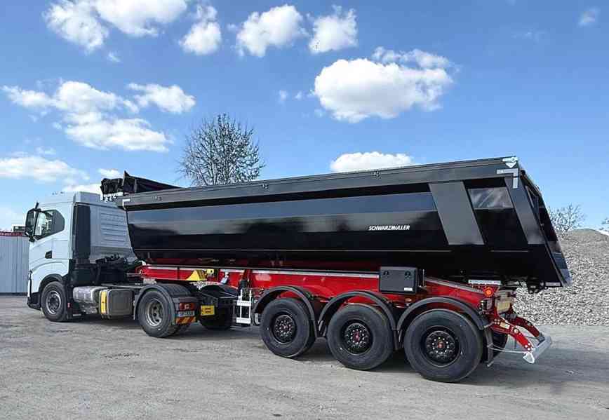 Skláěpcí návěs SCHWARZMÜLLER 29 m3 s el.plachtou + IVECO 510 - foto 3
