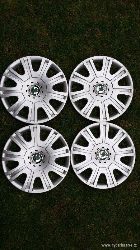 Sada zimní kola pneu + originál poklice na Škoda Octavia 2 - foto 2