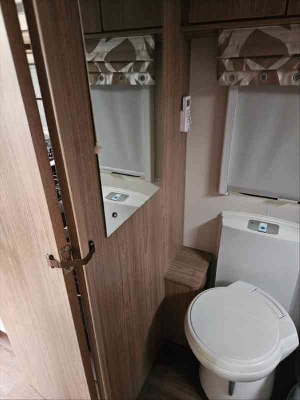 Ostatní Obytný přívěs Coachman VIP 545 - foto 12